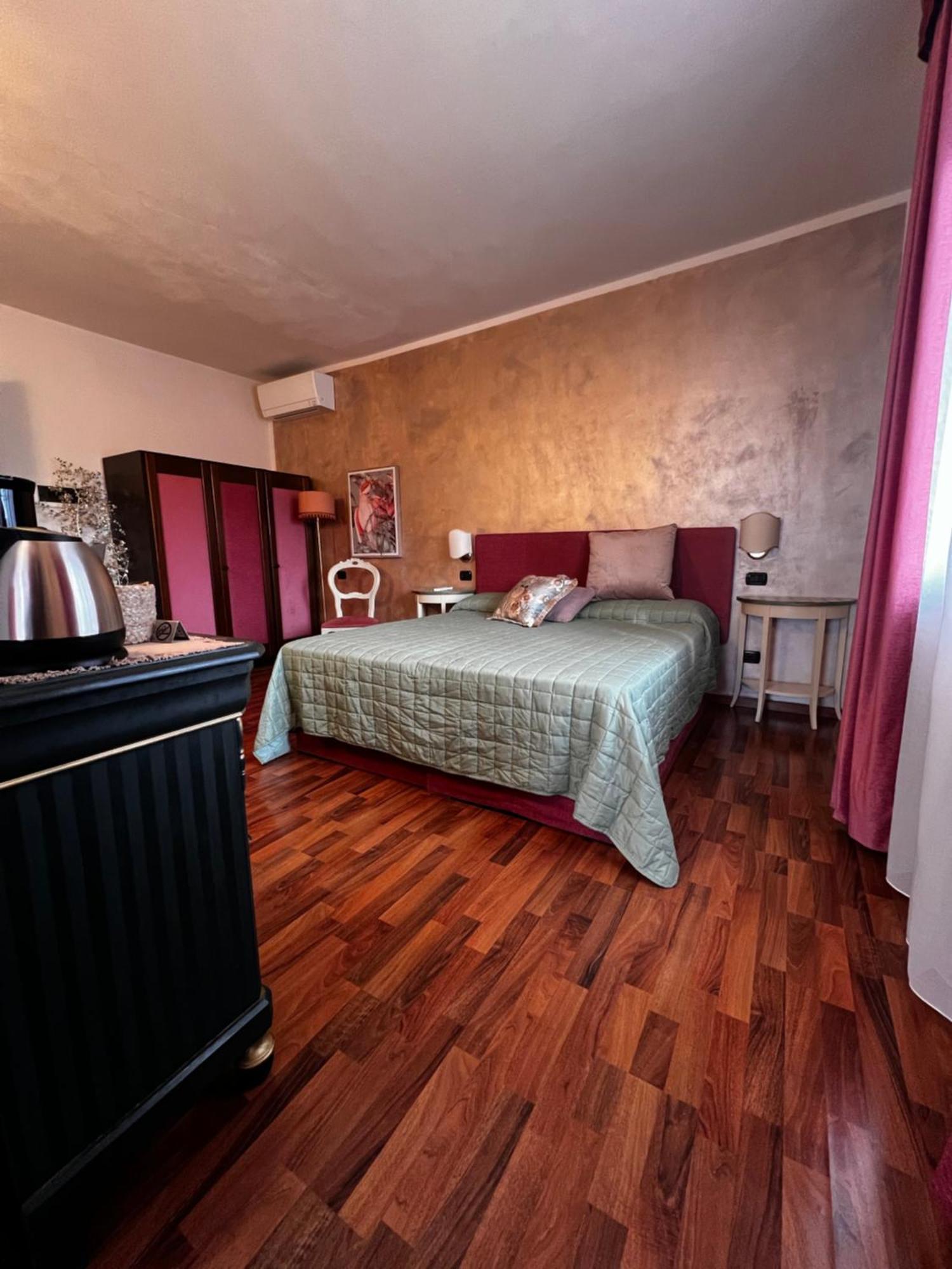 Welcome Traveller Frida'S Rooms Caprino Veronese Luaran gambar